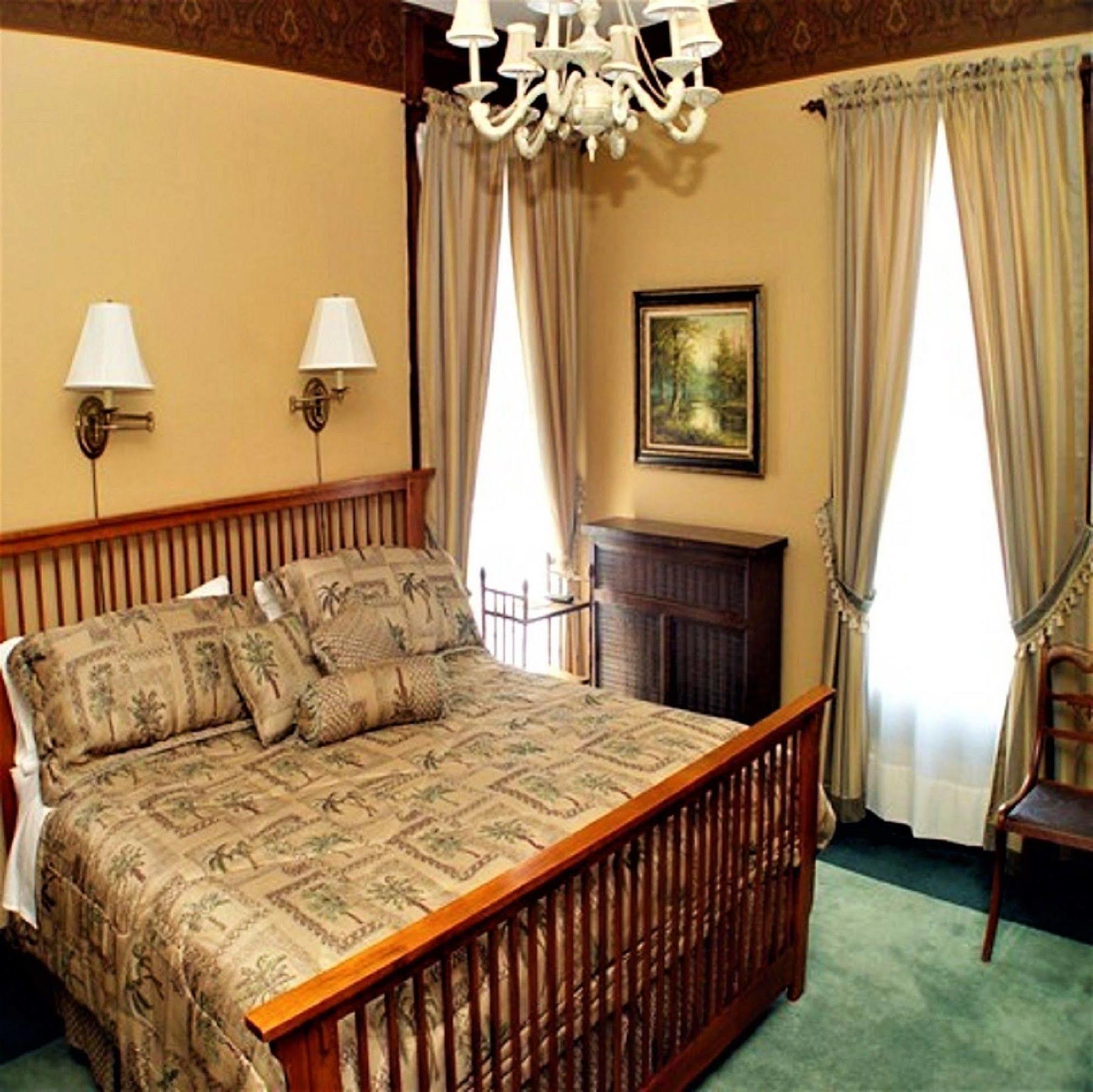 Herrold On Hill Bed And Breakfast Wabash Dış mekan fotoğraf
