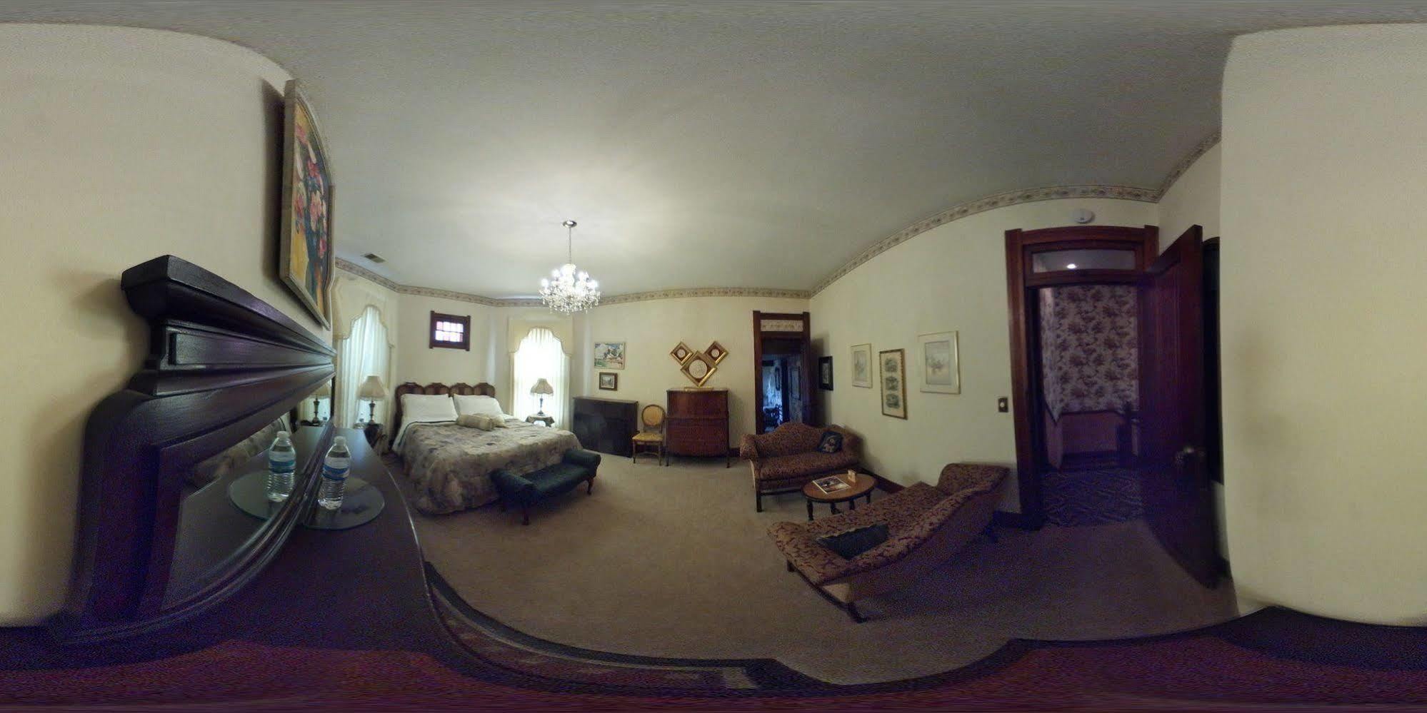 Herrold On Hill Bed And Breakfast Wabash Dış mekan fotoğraf